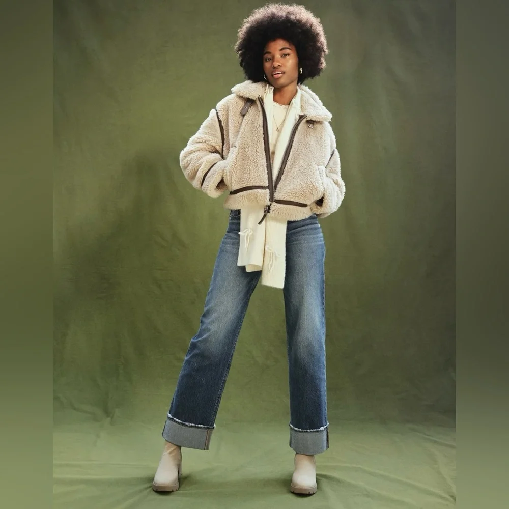American‎ Eagle Stretch High-Waisted Stovepipe Cuffed Jean